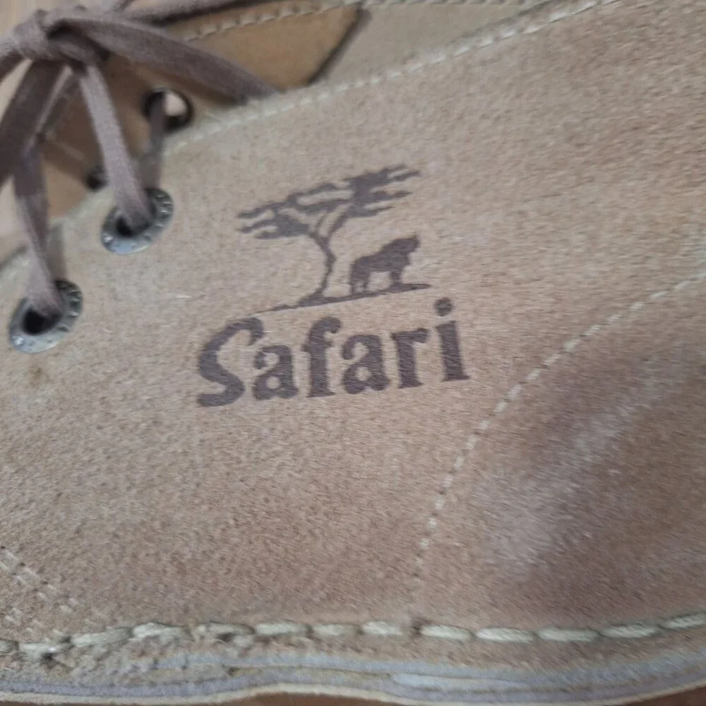 Echts Leder cream suede safari chukka boots size 39